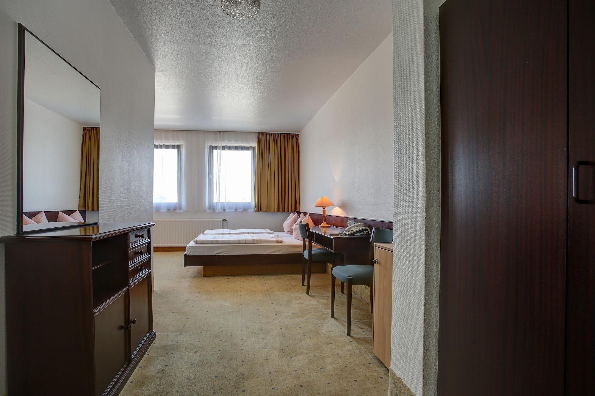 Hotel Trip 3*